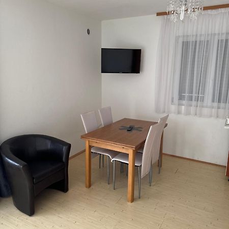 Apartamento Apartman J&B Vir Exterior foto